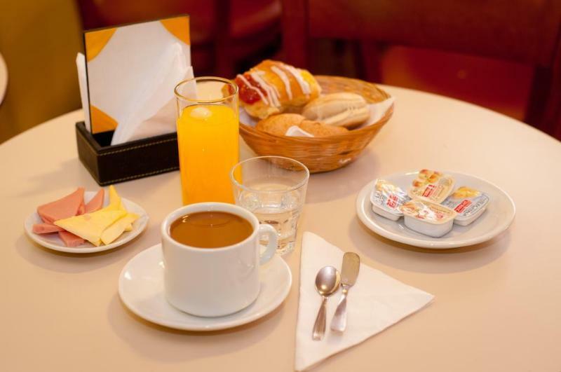 Savannah Cordoba Hotel ภายนอก รูปภาพ